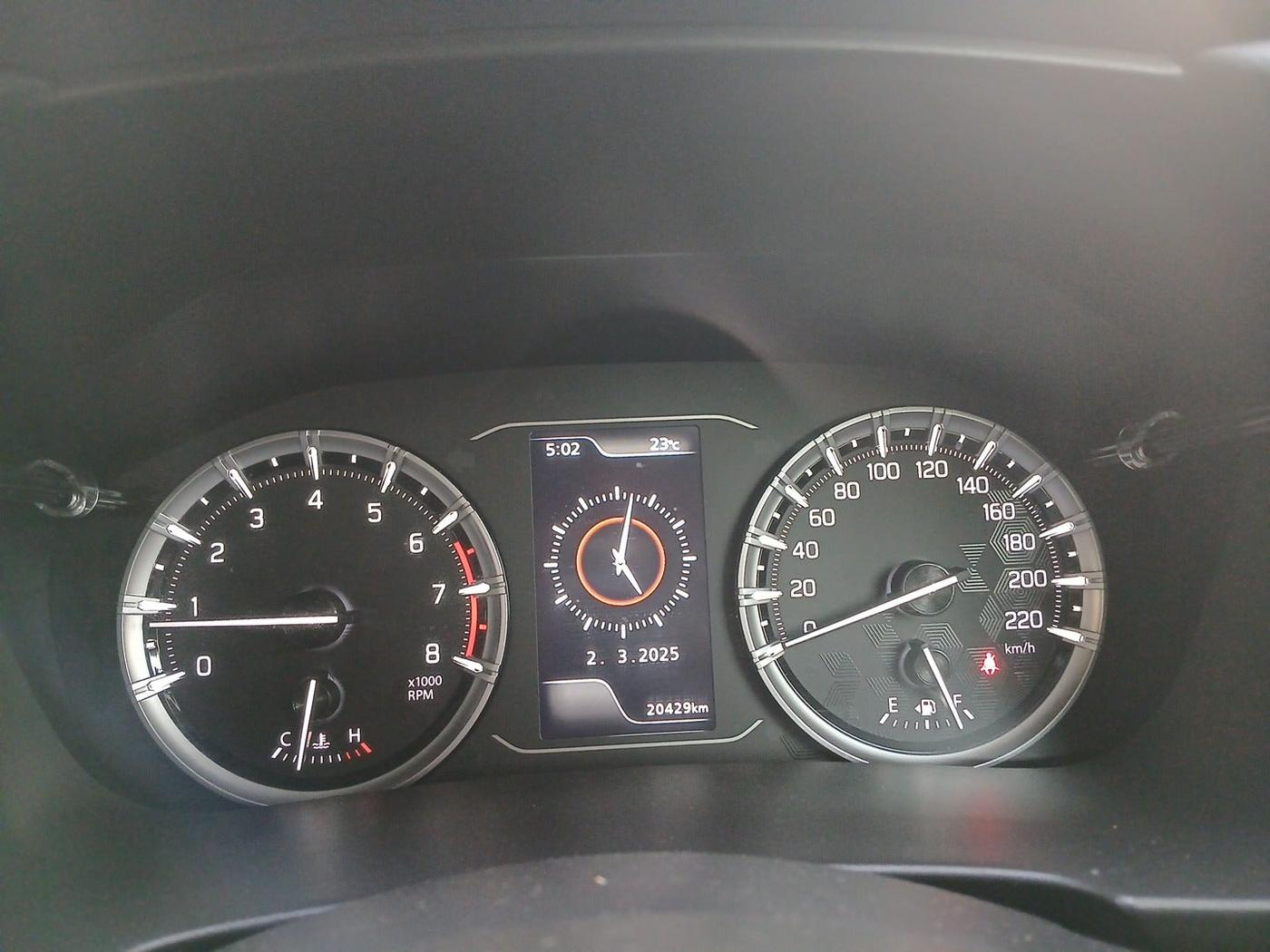 2023 Maruti Grand Vitara ZETA SMART HYBRID, Petrol, Manual, 20,429 km, interior