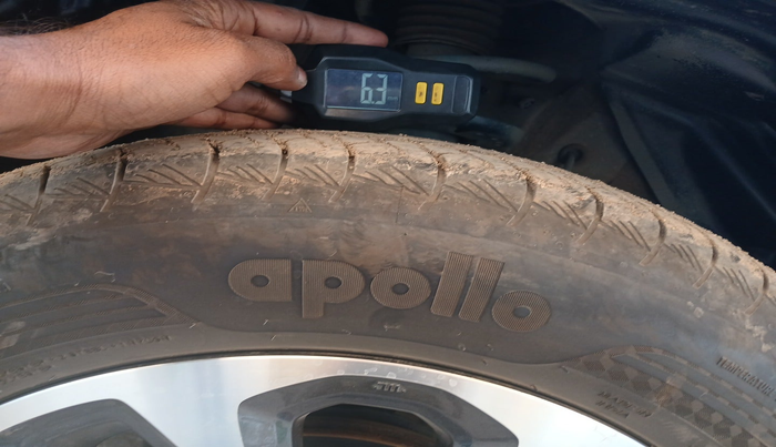 2023 Maruti Grand Vitara ZETA SMART HYBRID, Petrol, Manual, 20,429 km, tyre