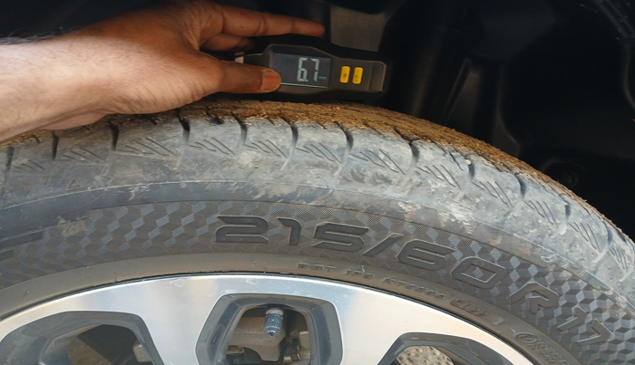 2023 Maruti Grand Vitara ZETA SMART HYBRID, Petrol, Manual, 20,429 km, tyre