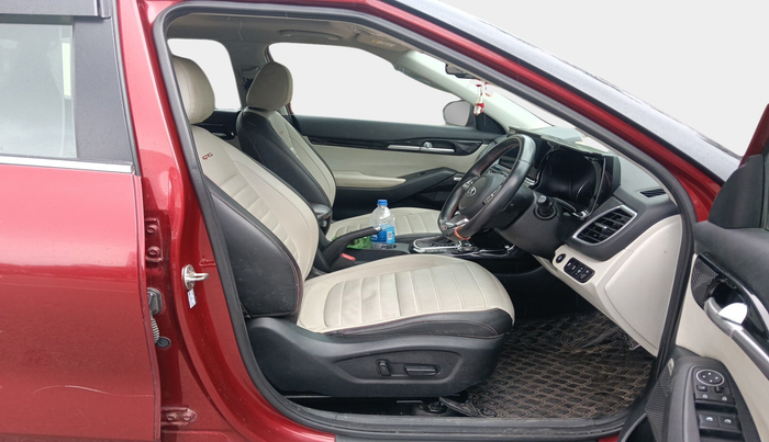 2019 KIA SELTOS GTX PLUS AT 1.5 DIESEL, Diesel, Automatic, 41,525 km, interior