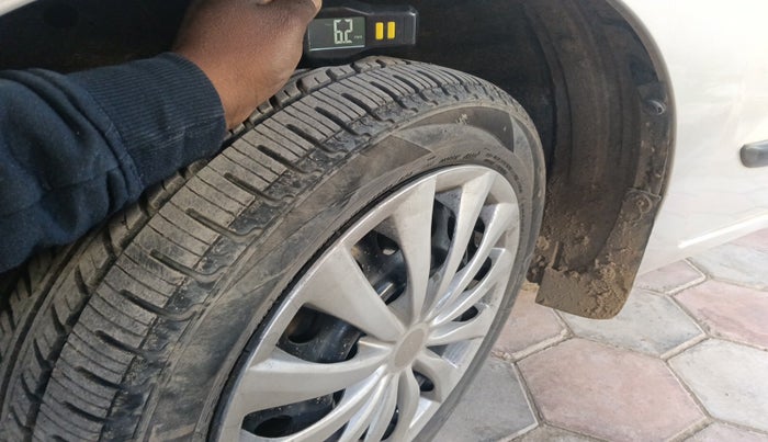 2015 Maruti Wagon R 1.0 VXI, Petrol, Manual, 39,496 km, tyre