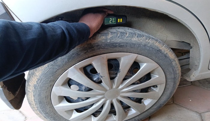 2015 Maruti Wagon R 1.0 VXI, Petrol, Manual, 39,496 km, tyre