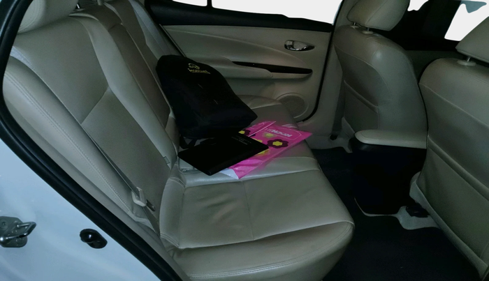 2018 Toyota YARIS VX CVT, Petrol, Automatic, 19,232 km, interior