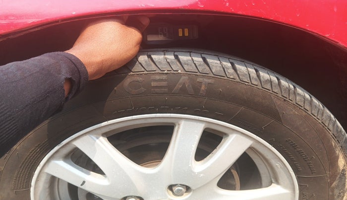 2012 Honda Brio V MT, Petrol, Manual, 55,445 km, tyre