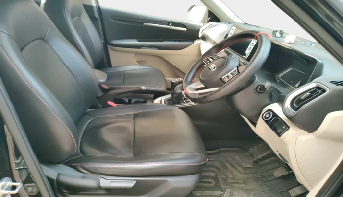 2021 KIA SONET HTX 1.0 IMT, Petrol, Manual, 9,515 km, interior