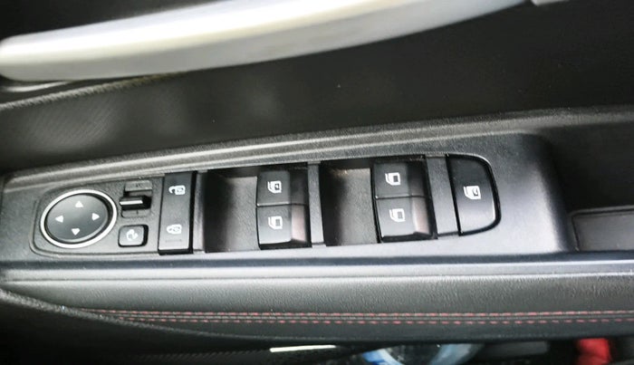 2020 KIA SONET GTX PLUS 1.5, Diesel, Manual, 27,475 km, interior
