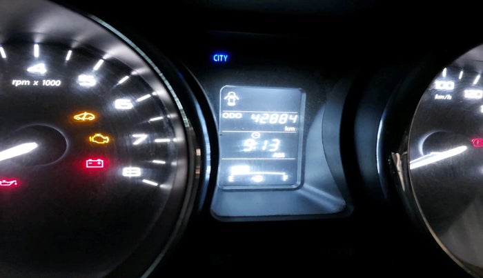 2018 Tata Tiago XZ PETROL, Petrol, Manual, 42,884 km, interior