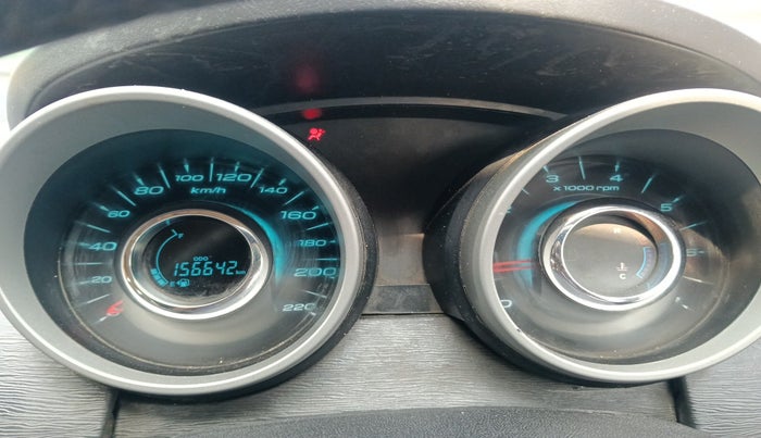 2018 Mahindra XUV500 W10, Diesel, Manual, 1,56,642 km, interior