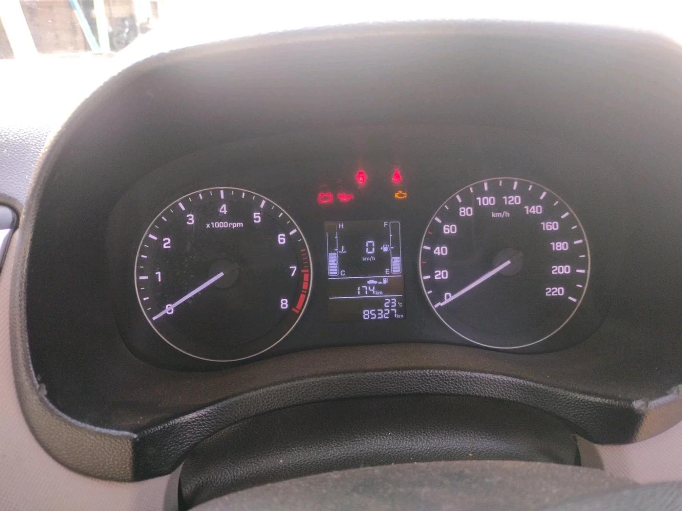 2018 Hyundai Creta E PLUS 1.6 PETROL, Petrol, Manual, 85,327 km, interior