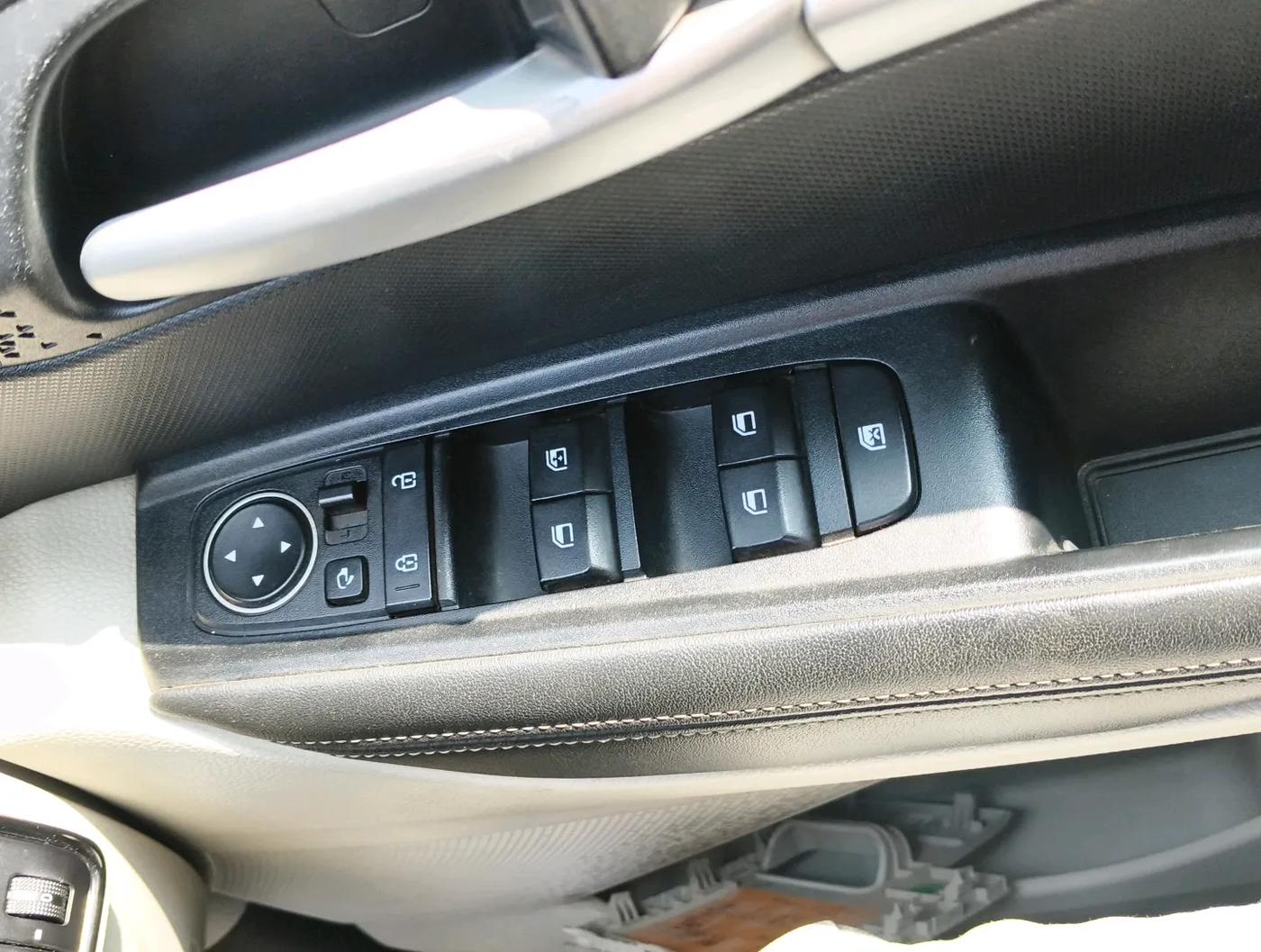 2021 KIA SONET HTX 1.5, Diesel, Manual, 30,018 km, interior