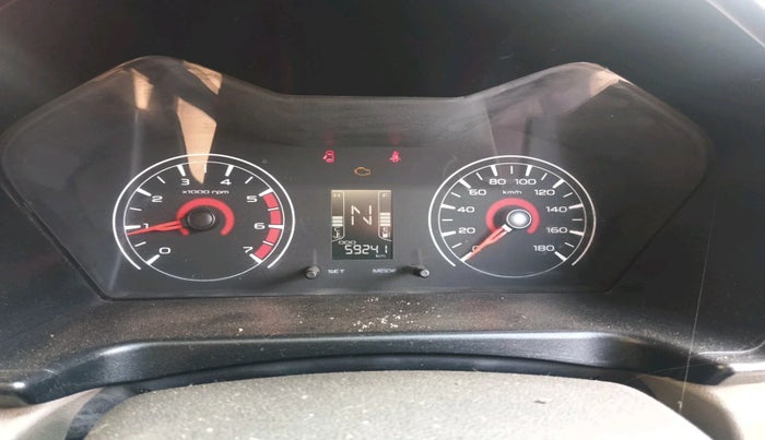 2017 Mahindra Kuv100 K4 6 STR, Petrol, Manual, 59,241 km, interior