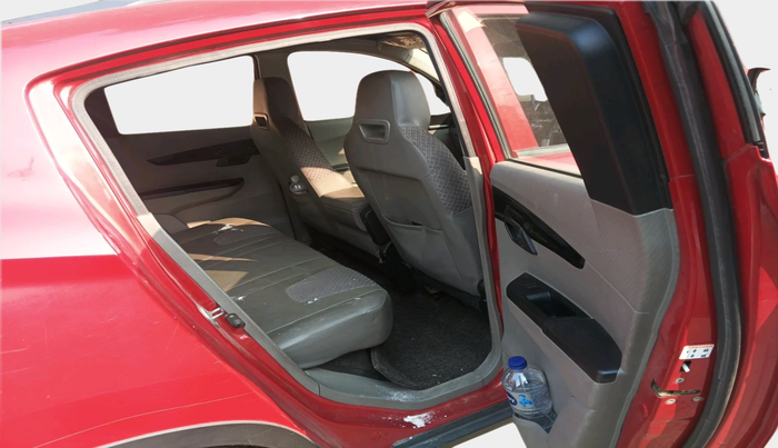 2017 Mahindra Kuv100 K4 6 STR, Petrol, Manual, 59,241 km, interior