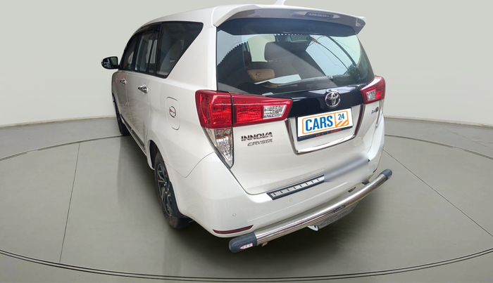 2024 Toyota Innova Crysta GX Plus 8 STR, Diesel, Manual, 7,577 km, exterior
