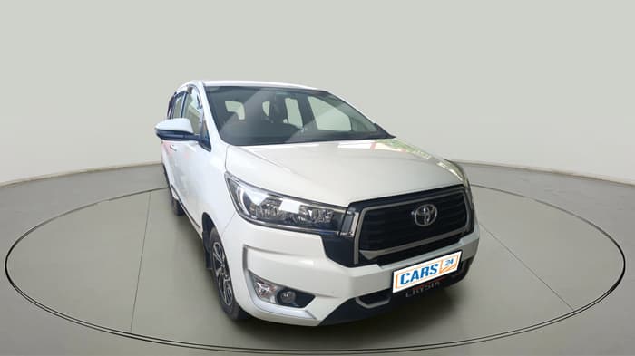 2024 Toyota Innova Crysta GX Plus 8 STR, Diesel, Manual, 7,577 km, exterior
