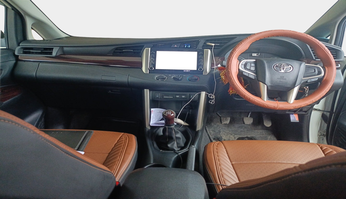 2024 Toyota Innova Crysta GX Plus 8 STR, Diesel, Manual, 7,577 km, interior