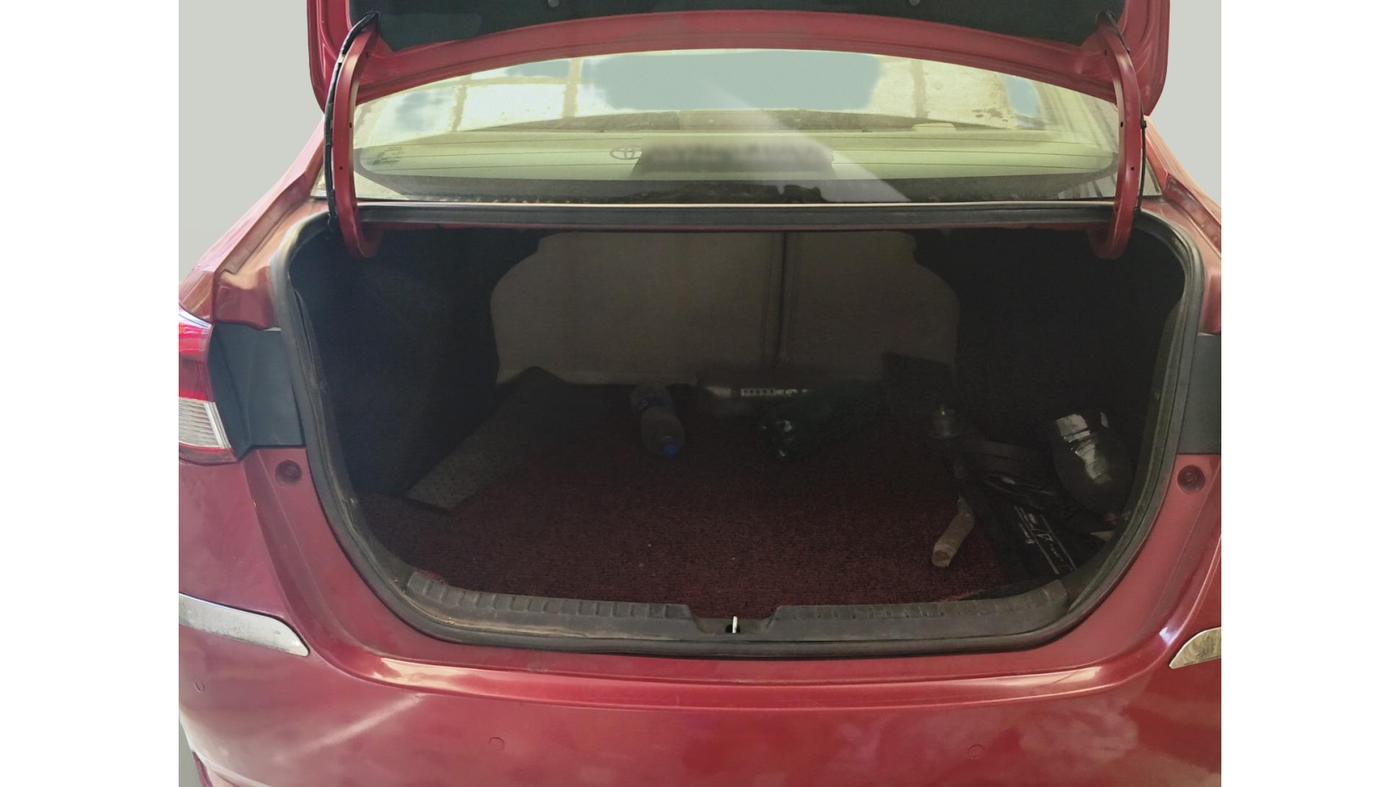 2018 Toyota YARIS VX CVT, Petrol, Automatic, 68,525 km, exterior
