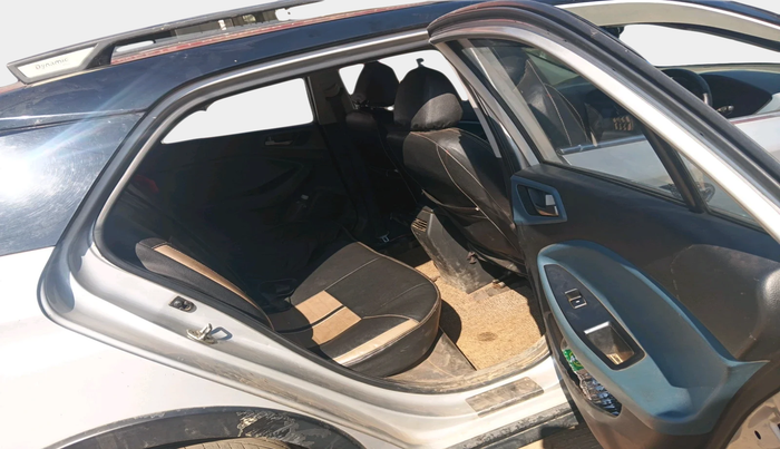 2017 Hyundai i20 Active 1.2 SX, Petrol, Manual, 83,940 km, interior