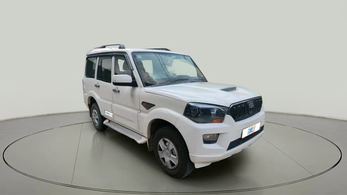 2016 Mahindra Scorpio S2, Diesel, Manual, 56,605 km, exterior