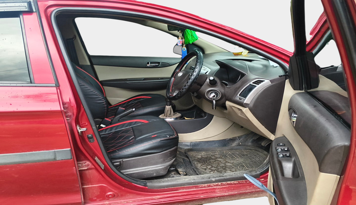 2011 Hyundai i20 MAGNA 1.2, Petrol, Manual, 47,106 km, interior