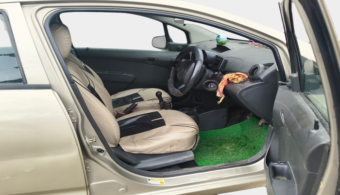 2010 Chevrolet Beat LS PETROL, Petrol, Manual, 1,19,969 km, interior