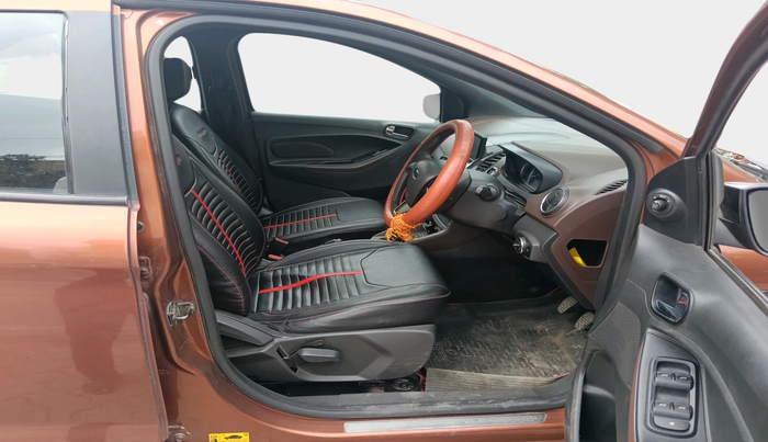 2018 Ford FREESTYLE TITANIUM 1.5 DIESEL, Diesel, Manual, 1,13,758 km, interior