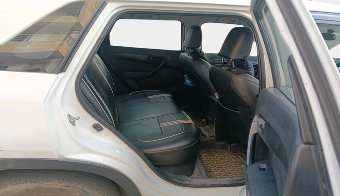 2020 Maruti Vitara Brezza LXI, Petrol, Manual, 83,732 km, interior