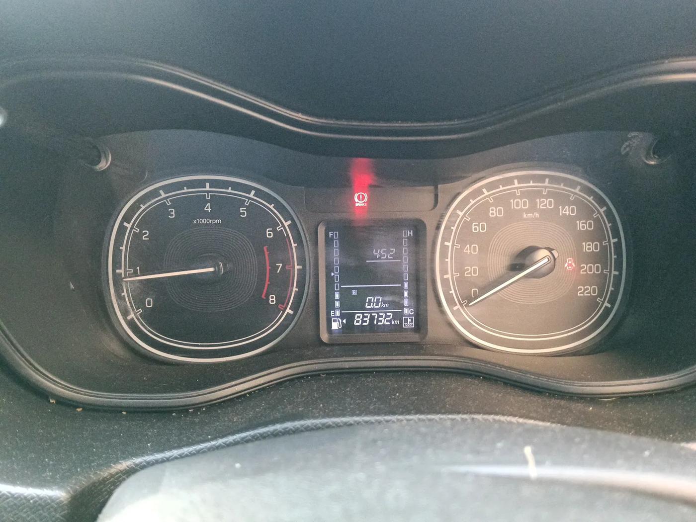 2020 Maruti Vitara Brezza LXI, Petrol, Manual, 83,732 km, interior