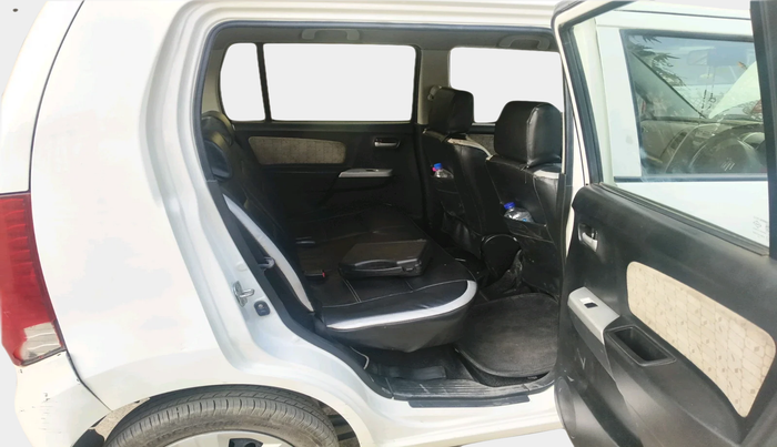 2013 Maruti Wagon R 1.0 VXI, Petrol, Manual, 93,937 km, interior
