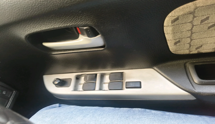 2013 Maruti Wagon R 1.0 VXI, Petrol, Manual, 93,937 km, interior