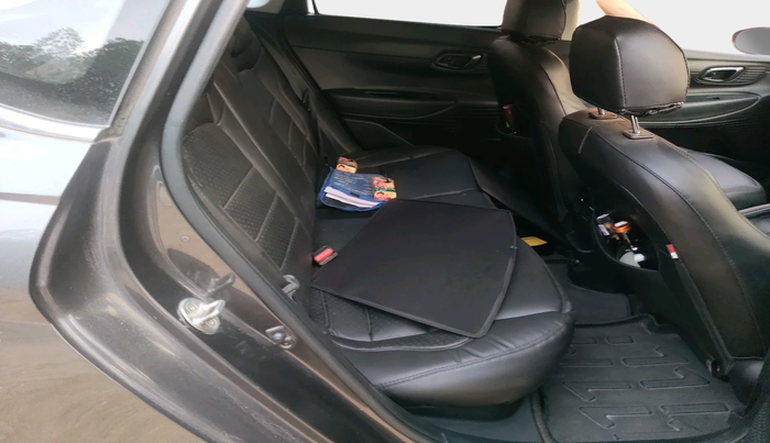 2022 Hyundai NEW I20 SPORTZ 1.2 MT, Petrol, Manual, 25,224 km, interior