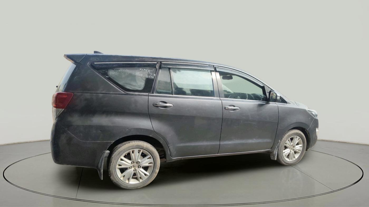 2018 Toyota Innova Crysta 2.8 ZX AT 7 STR, Diesel, Automatic, 1,25,762 km, exterior