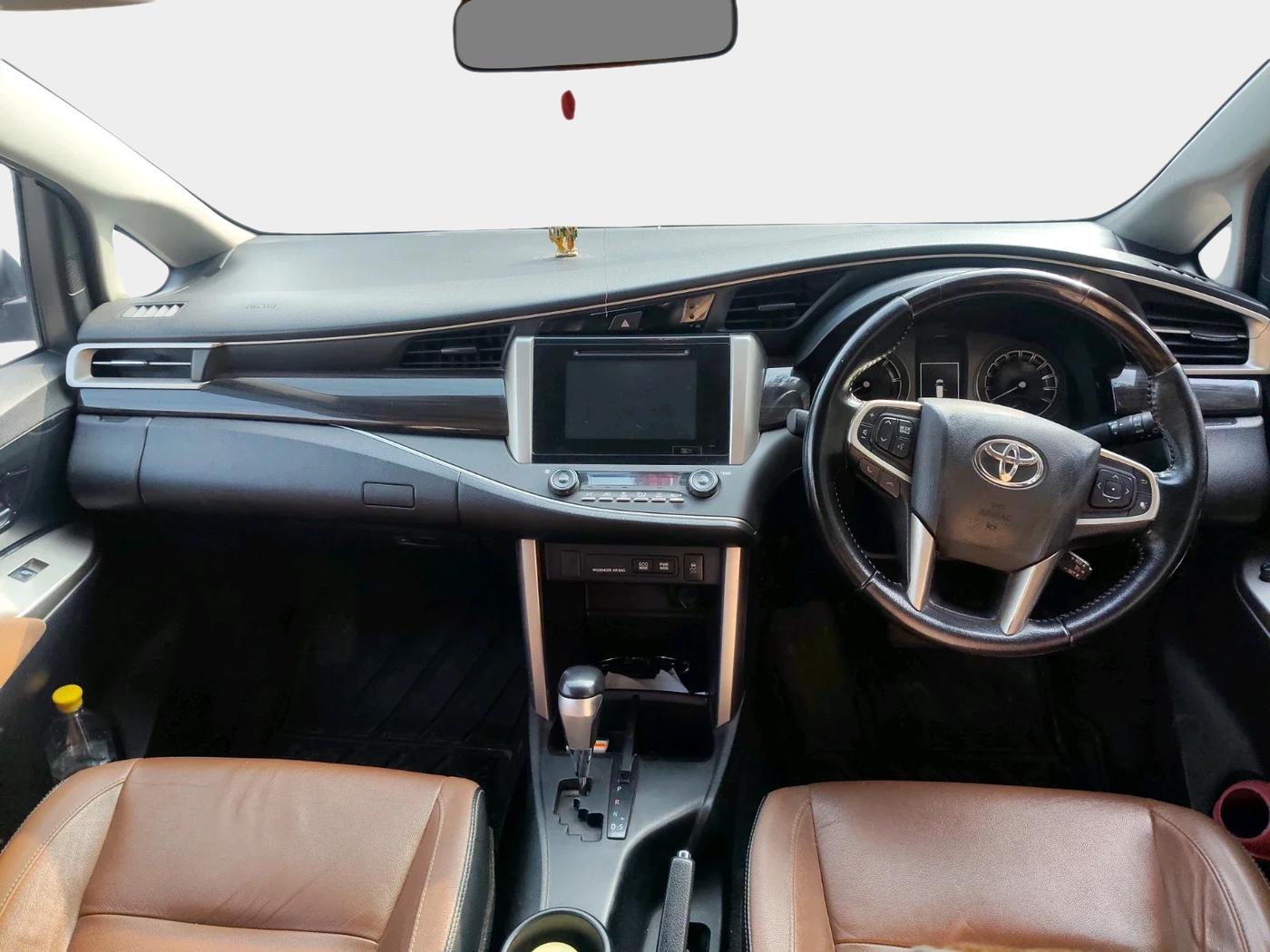 2018 Toyota Innova Crysta 2.8 ZX AT 7 STR, Diesel, Automatic, 1,25,762 km, interior