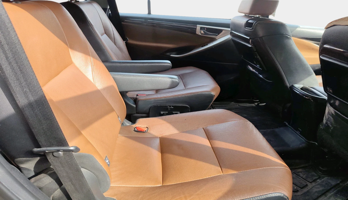 2018 Toyota Innova Crysta 2.8 ZX AT 7 STR, Diesel, Automatic, 1,25,762 km, interior