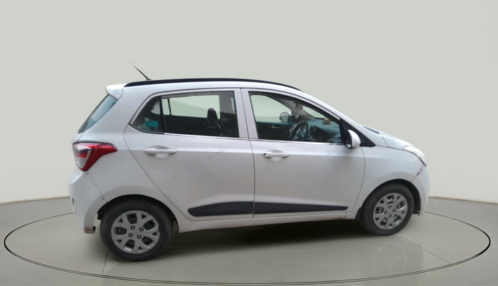 2015 Hyundai Grand i10 SPORTZ 1.1 CRDI, Diesel, Manual, 1,79,162 km, exterior