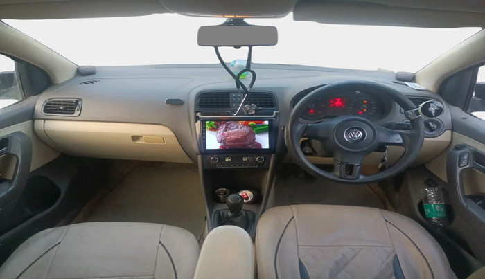 2013 Volkswagen Vento COMFORTLINE DIESEL 1.6, Diesel, Manual, 1,70,093 km, interior