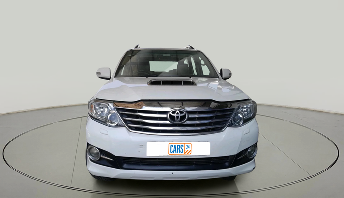 2015 Toyota Fortuner 3.0 4X2 AT, Diesel, Automatic, 2,25,379 km, exterior