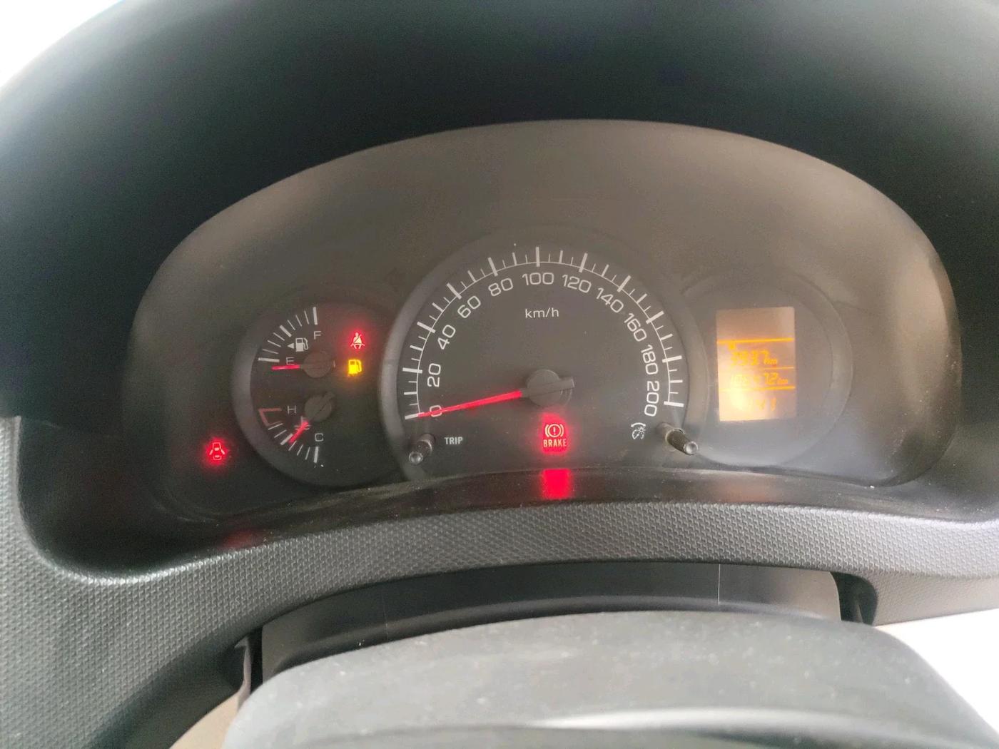 2013 Maruti Swift Dzire LXI, CNG, Manual, 1,06,472 km, interior