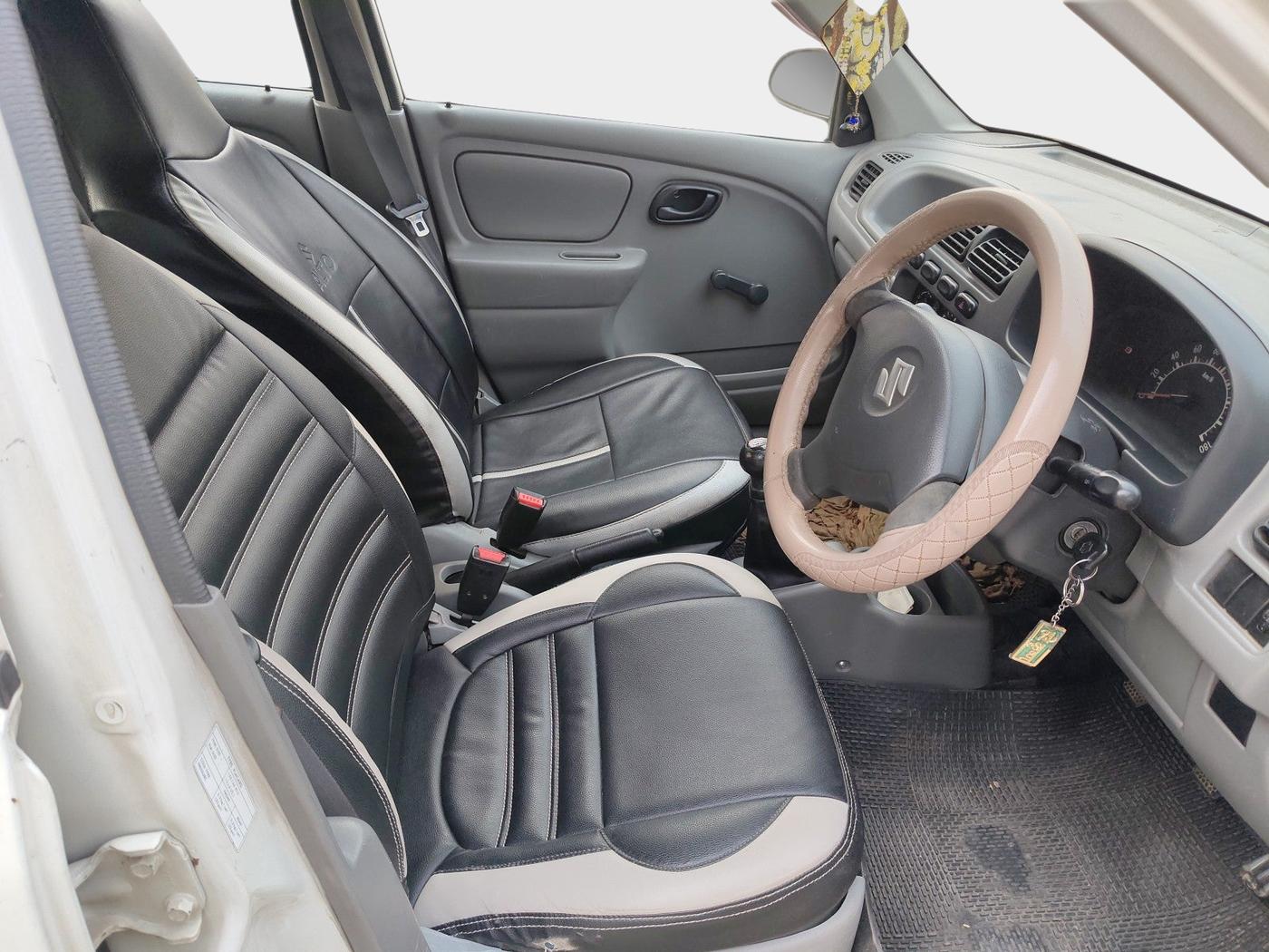 2013 Maruti Alto K10 LXI, Petrol, Manual, 86,108 km, interior