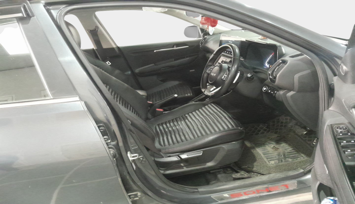 2023 KIA SONET GTX PLUS 1.5 DIESEL AT, Diesel, Automatic, 72,154 km, interior