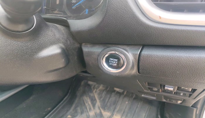 2017 Toyota Fortuner 2.8 4X2 MT, Diesel, Manual, 1,84,043 km, interior