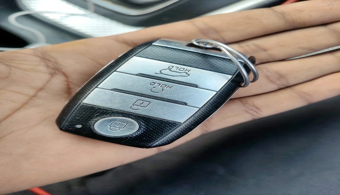 2022 KIA SONET HTX 1.5 AT, Diesel, Automatic, 70,733 km, interior