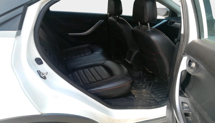 2022 Tata NEXON XM SUNROOF PETROL, Petrol, Manual, 37,745 km, interior