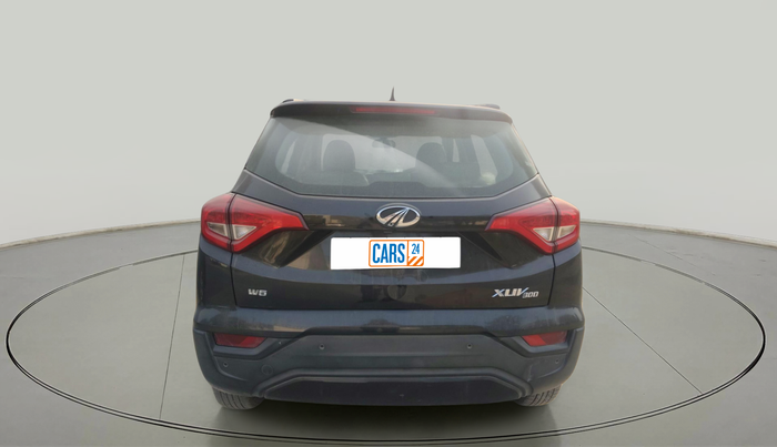 2020 Mahindra XUV300 W6 1.5 Diesel, Diesel, Manual, 2,72,908 km, exterior