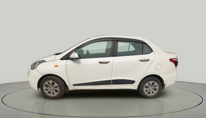 2018 Hyundai Xcent E+, Petrol, Manual, 1,28,313 km, exterior