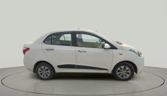 2018 Hyundai Xcent E+, Petrol, Manual, 1,28,313 km, exterior