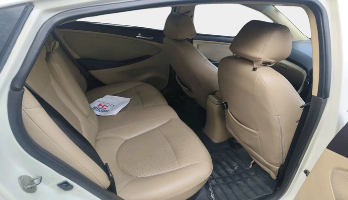 2013 Hyundai Verna FLUIDIC 1.6 CRDI SX, Diesel, Manual, 1,79,882 km, interior