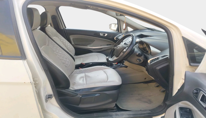 2015 Ford Ecosport TITANIUM 1.5L DIESEL, Diesel, Manual, 1,72,665 km, interior