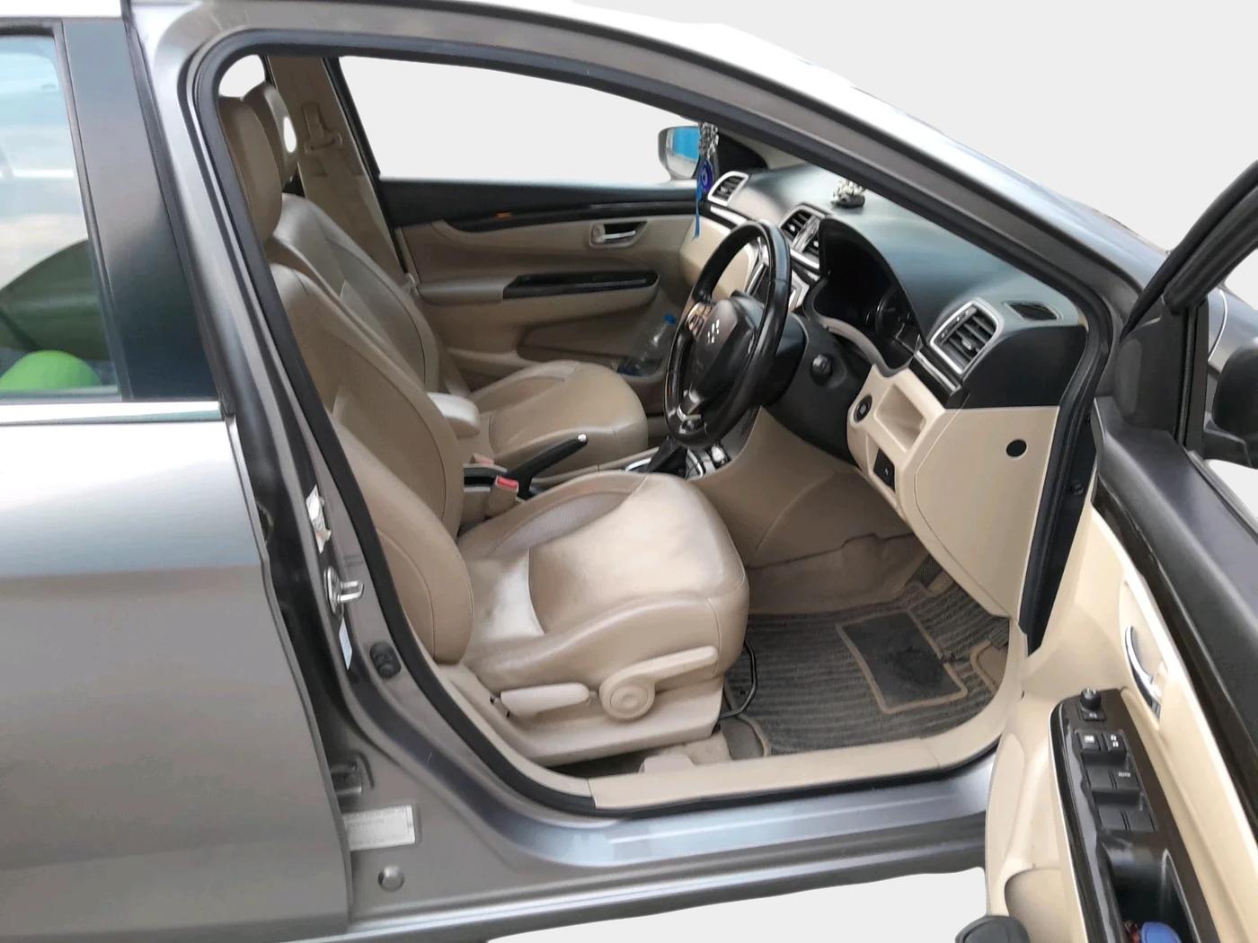 2017 Maruti Ciaz ALPHA  AT 1.4  PETROL, Petrol, Automatic, 1,50,807 km, interior