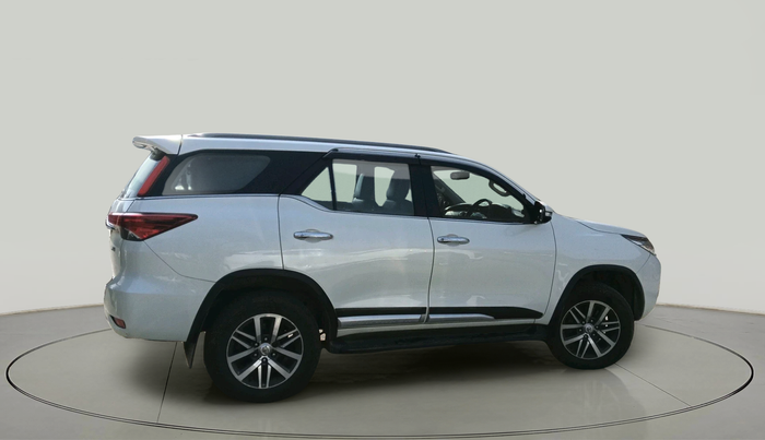 2017 Toyota Fortuner 2.8 4X4 AT, Diesel, Automatic, 1,62,959 km, exterior