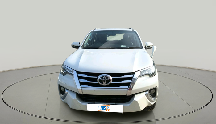 2017 Toyota Fortuner 2.8 4X4 AT, Diesel, Automatic, 1,62,959 km, exterior